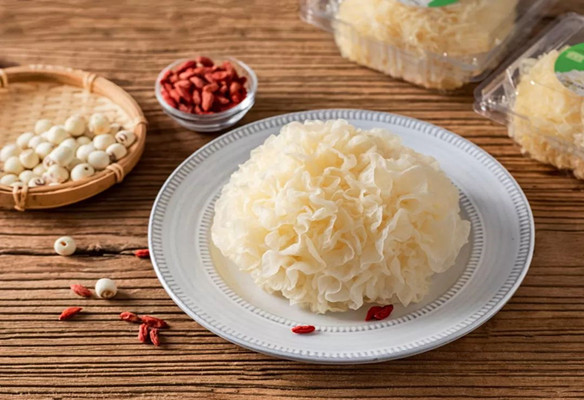 “秋吃白，病不来”， 秋季 “养肺黄金期”，多吃白色食物，养生